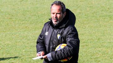 Cervera: "El equipo supo aislarse de todo desde el principio"