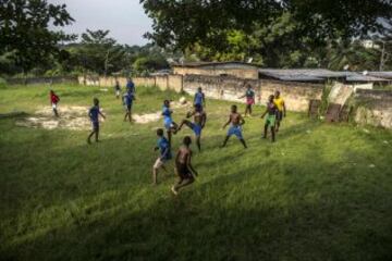 Fútbol en Franceville una de las ciudades más grandes de Gabón 