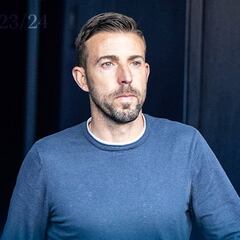 Oficial: Luis García, destituido