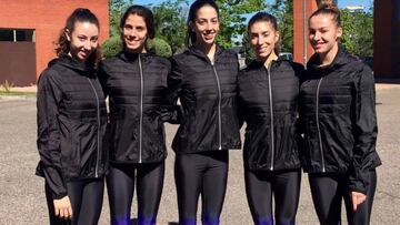 De izquierda a derecha: Artemi Gavezou, Lourdes Mohedano, Alejandra Quereda, Sandra Aguilar y Elena López.