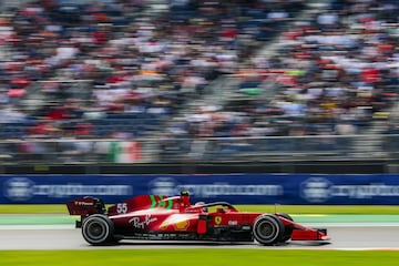 Carlos Sainz - Ferrari