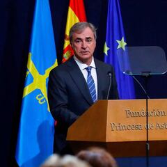 Carlos Sainz recibe el Premio Princesa de Asturias de los Deportes