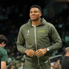 What does Giannis Antetokounmpo want to do when he retires?