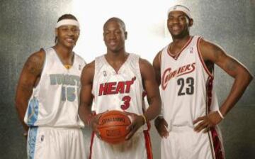 Junto a Carmelo Anthony y LeBron James en el Partido de los Novatos de 2005.