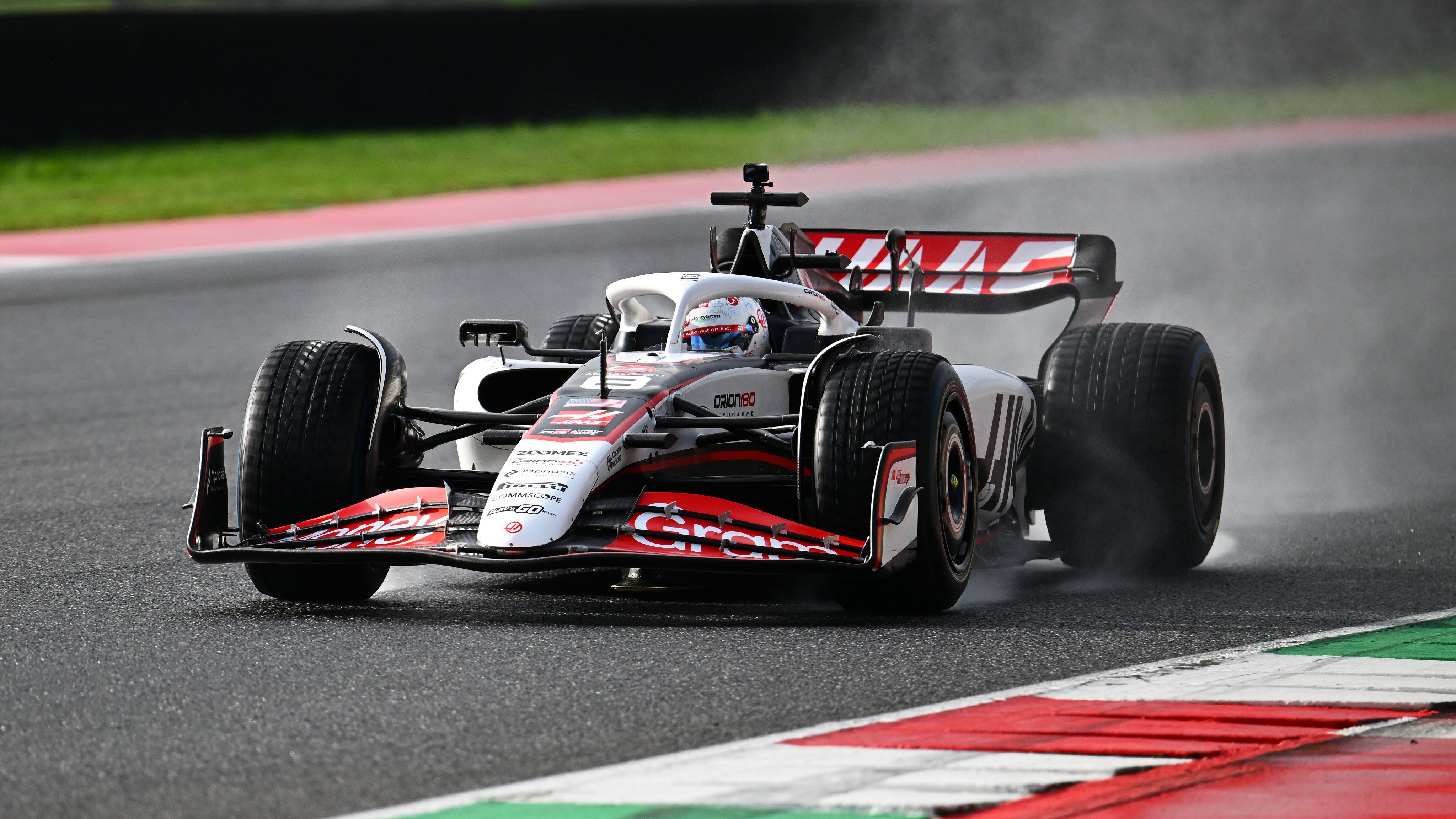 Romain Grosjean en el test de Haas, en el circuito de Mugello