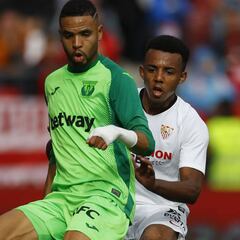 La salida de En Nesyri deja tiritando el ataque del Leganés