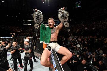 Conor McGregor of Ireland celebrates his KO victory over Eddie Alvarez