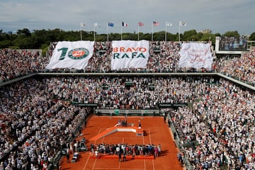 Rafa Nadal ha hecho historia tras ganar a Wawrinka por 6-2, 6-3 y 6-1 su décimo título del Gran Slam francés.