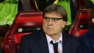 Tata Martino, durante el partido de vuelta de cuartos de final de la Liga de Campeones que se disputa esta noche frente al Atlético de Madrid en el estadio Vicente Calderón.