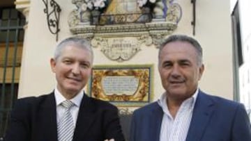 <b>MANDARÁN EN BREVE. </b>Gordillo será el presidente de un Consejo con Porrúa, Huidobro y otros seis.