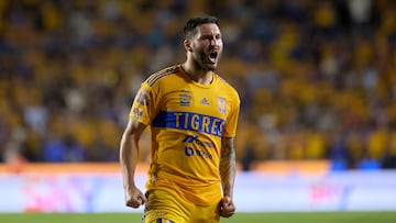 Gignac, sin piedad contra canterano de Tigres en entrenamiento