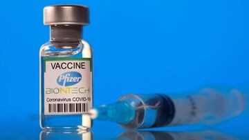 FILE PHOTO: A vial labelled with the Pfizer-BioNTech coronavirus disease (COVID-19) vaccine is seen in this illustration picture taken March 19, 2021. REUTERS/Dado Ruvic/Illustration/File Photo