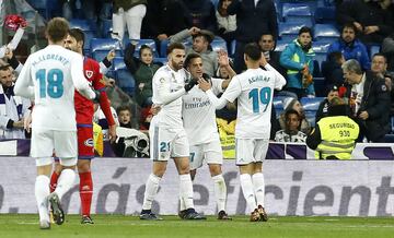 2-1. Lucas Vázquez celebró el segundo gol.