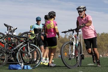 Cerca de un centenar de deportistas acudieron a su cita anual con el asfalto de Navalcarnero, participando en la segunda edición de su duatlón de carretera. 