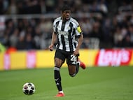 NEWCASTLE (United Kingdom), 10/03/2026.- Anthony Elanga of Newcastle United in action during the UEFA Champions League Round of 16 first leg match between Newcastle United and FC Barcelona, in Newcastle, Britain, 10 March 2026. (Liga de Campeones, Reino Unido) EFE/EPA/ADAM VAUGHAN