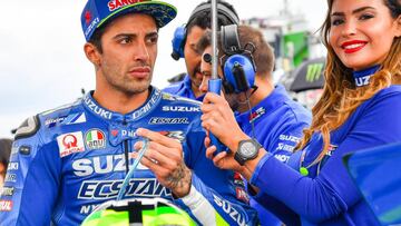 Iannone: aterriza de emergencia su avión, su novia iba fumando