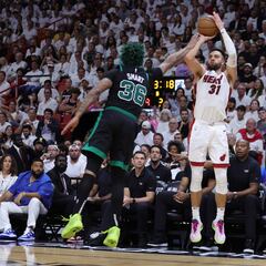 Miami Heat’s Max Strus moves to Cleveland Cavaliers on 3-year deal. What do we know?