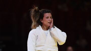 La española Ana Pérez Box celebra su victoria ante la suiza Fabienne Kocherin en la semifinal de -52 en el Mundial de Judo de Budapest.