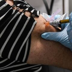 Reino Unido puede autorizar esta semana la vacuna de Pfizer