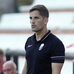 Robert Moreno: "La mejora no es suficiente, necesitamos victorias"