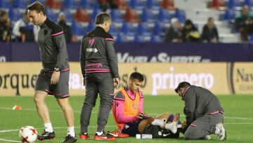 R&oacute;ber Pier ha ca&iacute;do lesionado en el calentamiento del duelo copero ante el Girona.