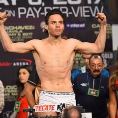 Julio César Chávez Jr., tuvo un regreso deslucido al ring