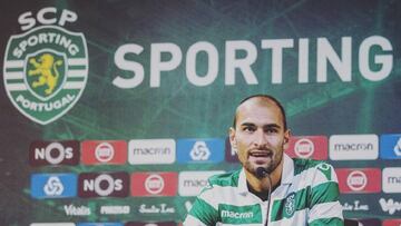 Bas Dost durante una conferencia de prensa.