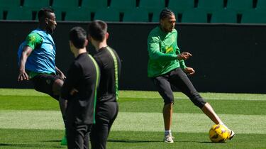 Convocatoria del Racing: Mboula está listo para El Plantío