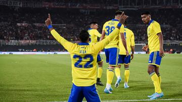 BUENOS AIRES, ARGENTINA - MARCH 20:  Sebastian Villa of Boca Juniors celebrates after scoring the first goal of his team during a Copa de la Liga 2022 match between River Plate and Boca Juniors at Estadio Monumental Antonio Vespucio Liberti on March 20, 2022 in Buenos Aires, Argentina. (Photo by Marcelo Endelli/Getty Images)