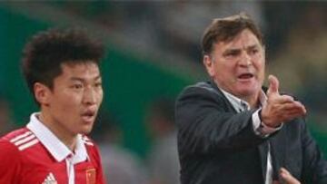 <b>CHINA 2-EAU 1</b>.