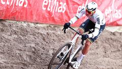 Van der Poel, en la prueba de Copa del Mundo en Zonhoven.