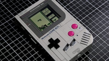 LEGO’s new Game Boy set already modded into a real console