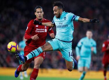 Stats show Aubameyang barely involved as Liverpool thrash Arsenal