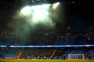 Players warm up prior to kick off during the UEFA Champions League Group C match between Manchester City FC and Celtic FC