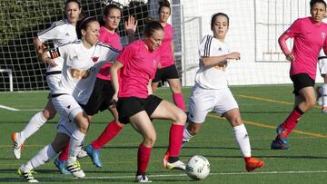 Ana Mar&iacute;a Catal&aacute;, del Madrid CFF, durante el derbi ante el CD Tac&oacute;n. 
 