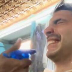 Un español se mete en una peluquería de la India y se lleva un corte de pelo y afeitado por 0,60 euros y un susto de muerte: “Eres el tipo más valiente que conozco”