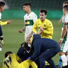 Coquelin salva una lesión ósea en el tobillo