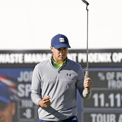 Spieth y Schauffele comparten liderato en Phoenix