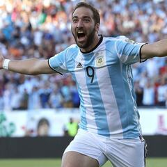 La historia de amor de Higuaín con Argentina