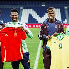 Nico Williams, Lamine Yamal, Vinícius y Rodrygo escenifican la lucha contra el racismo