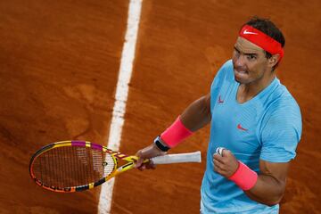 Rafa Nadal celebrando su victoria en Roland Garros por 13ª vez