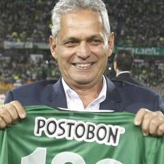 Reinaldo Rueda gana el premio al mejor técnico del FPC