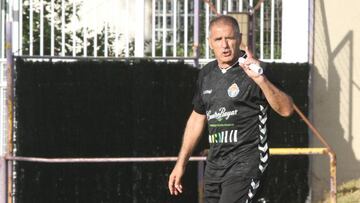 PRETEMPORADA ENTRENAMIENTO REAL VALLADOLID   PACO HERRERA