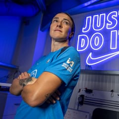 Bronze ficha por el Chelsea, que ya tiene... ¡41 jugadoras!