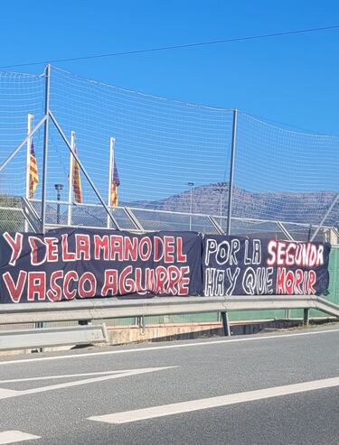 El mallorquinismo arropa al equipo de Aguirre antes de viajar a Sevilla