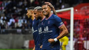 Kylian MBAPPE of PSG celebrate his goal with Achraf HAKIMI of PSG and NEYMAR JR of PSG during the French championship Ligue 1 football match between Stade de Reims and Paris Saint-Germain on August 29, 2021 at Auguste Delaune stadium in Reims, France - Ph