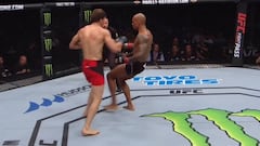 El KO más surrealista de siempre: del estropicio que le hacen cae a la lona... ¡bailando!