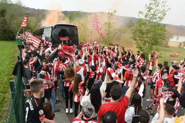 Así despidieron a los jugadores del Athletic en Lezama