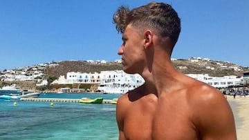 Marcos LLorente, durante sus vacaiones en Grecia.