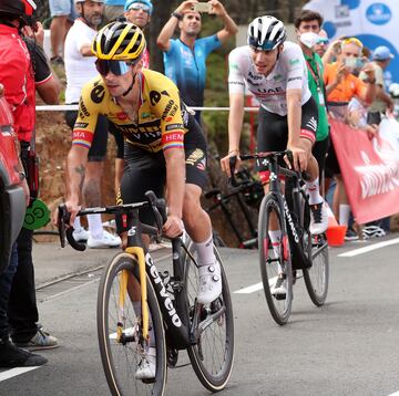 Roglic y Juan Ayuso.